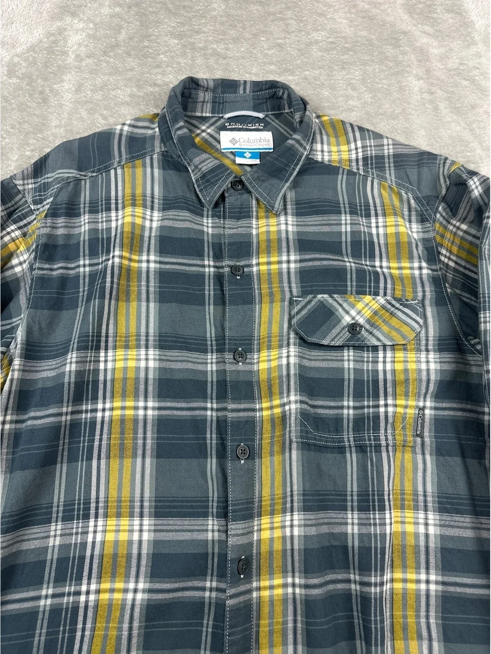 Columbia Flare Gun Flannel Men's L Blue Yellow Plaid Omni-Wick Outdoor